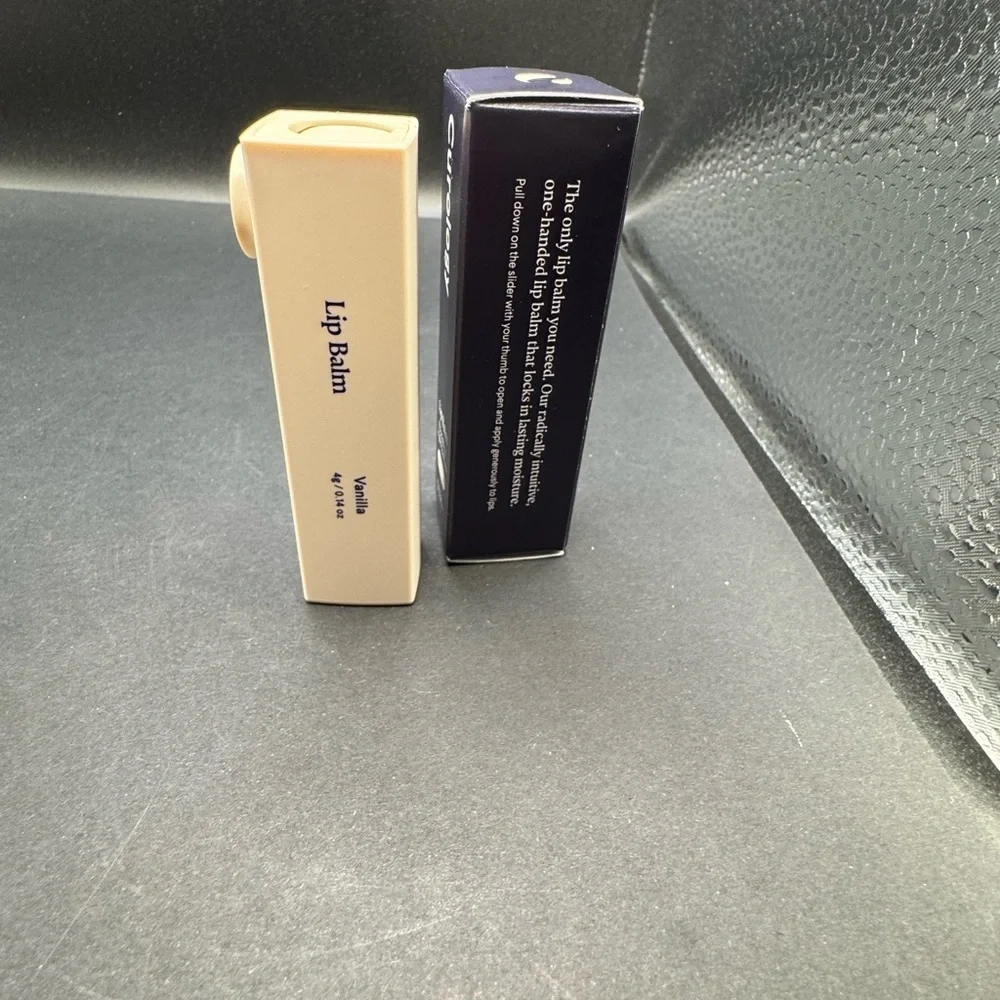 NWT Full Size Curology Vanilla Lip Balm- Vegan! Dye, Paraben, & Cruelty FREE